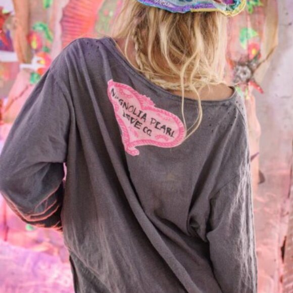 Magnolia Pearl Flor De La Pasion Viggo Tee - Picture 4 of 5